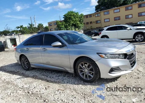 2021 Honda Accord Lx z USA, uszkodzony, nr VIN 1HGCV1F17MA112218
